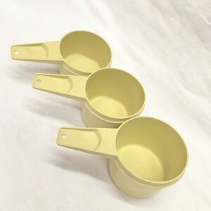 TUPPERWARE | Vintage Yellow Stacking Measuring Cups Set of 3 Retro